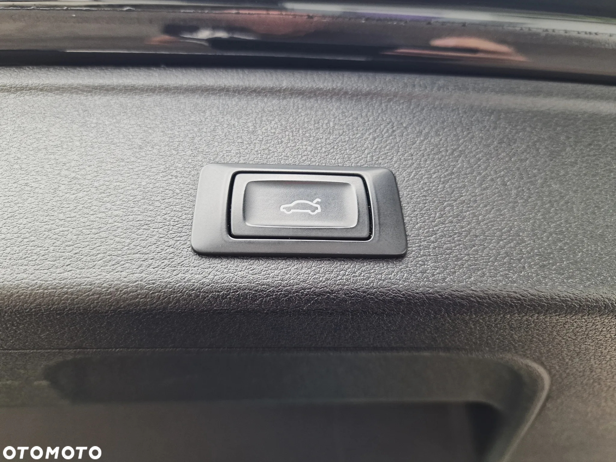 Audi A4 Avant 30 TDI S tronic advanced - 15
