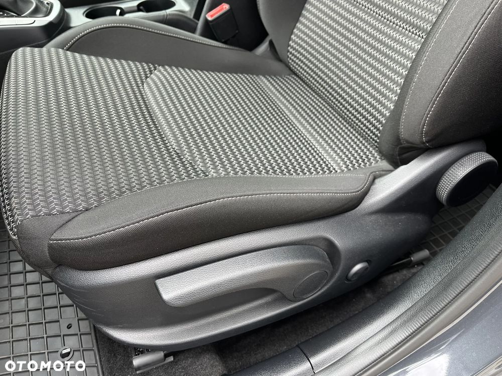 Kia Ceed 1.5 T-GDI M DCT - 12