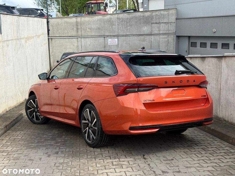 Skoda Octavia 1.5 TSI mHEV Sportline DSG - 8