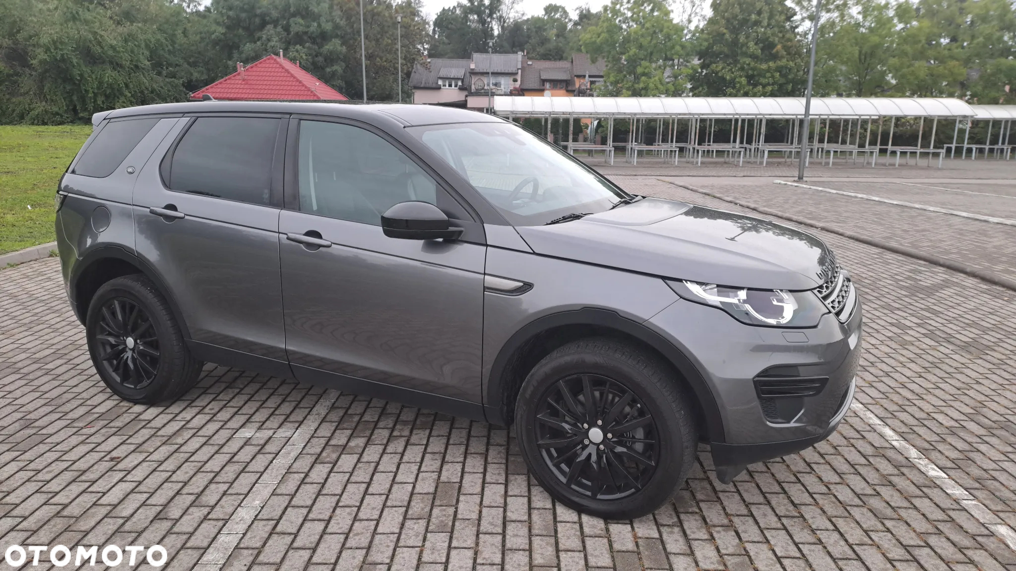 Land Rover Discovery Sport 2.0 D150 R-Dynamic S - 9
