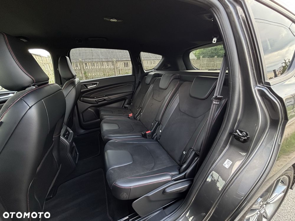 Ford S-Max - 8