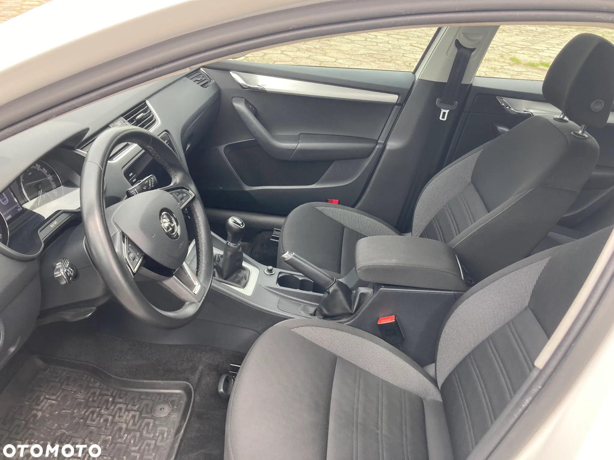 Skoda Octavia 1.5 TSI ACT Ambition - 13