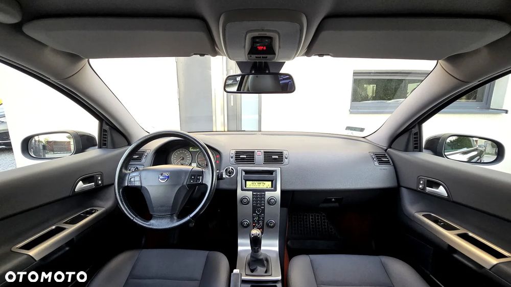Volvo C30 2.0 Momentum - 22