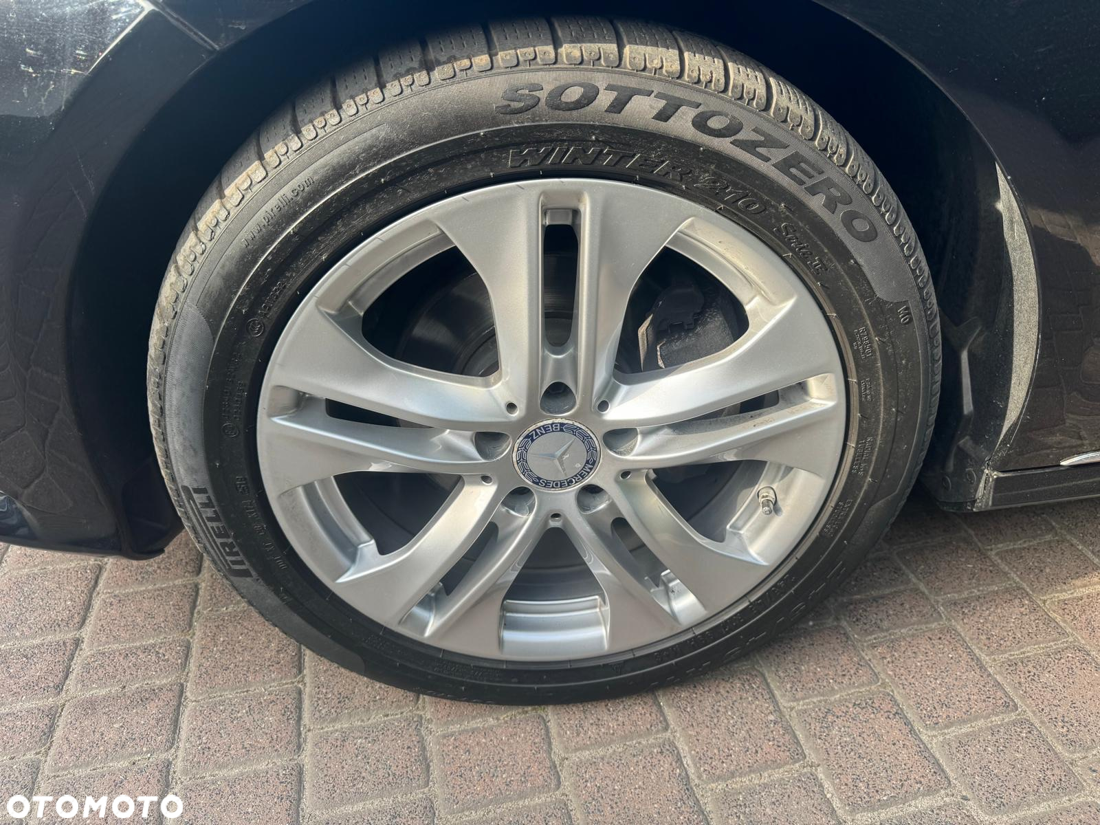 Mercedes-Benz Klasa E 200 CDI DPF BlueEFFICIENCY 7G-TRONIC Avantgarde - 40
