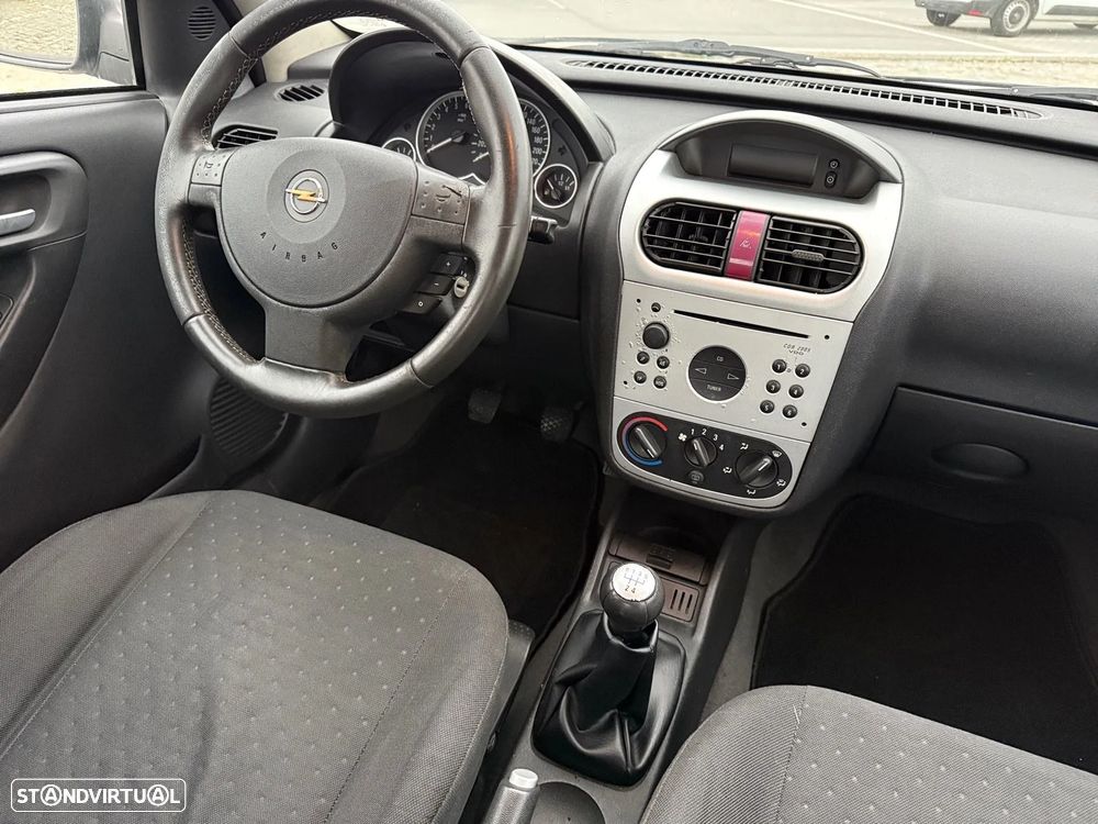 Opel Corsa 1.2 16V Enjoy R - 15