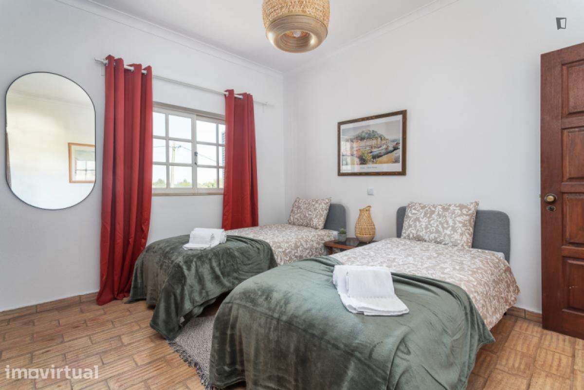 Apartamento com 4 quartos - localizado em Lagoa - Grande imagem: 2/60
