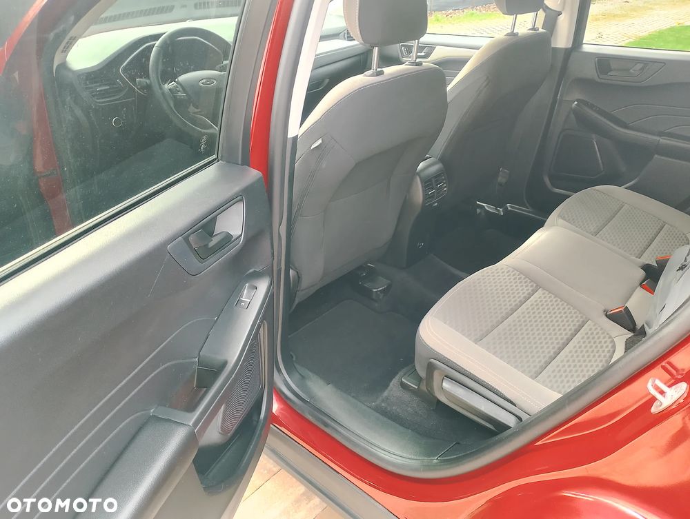Ford Kuga - 14