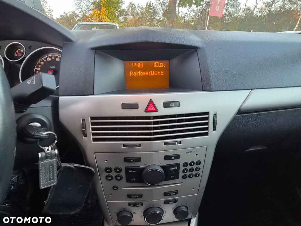 Opel Astra 1.6 - 17
