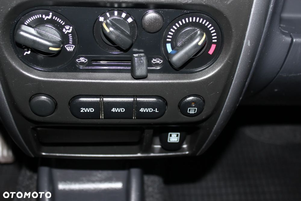 Suzuki Jimny Club Ranger - 13