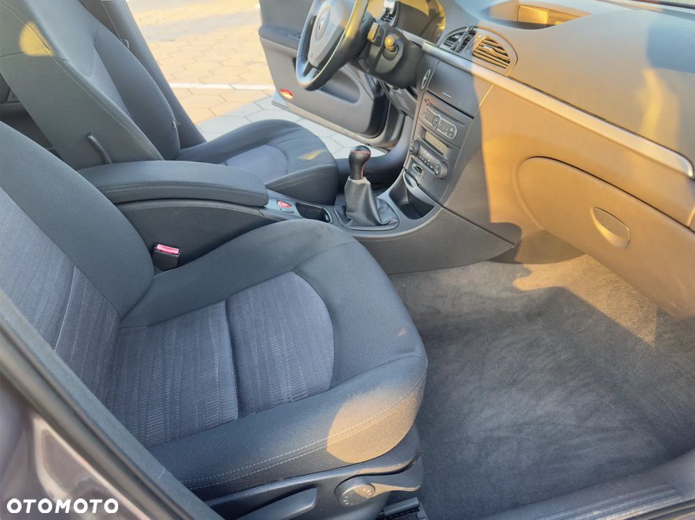 Renault Laguna 2.0 Confort Expression - 16