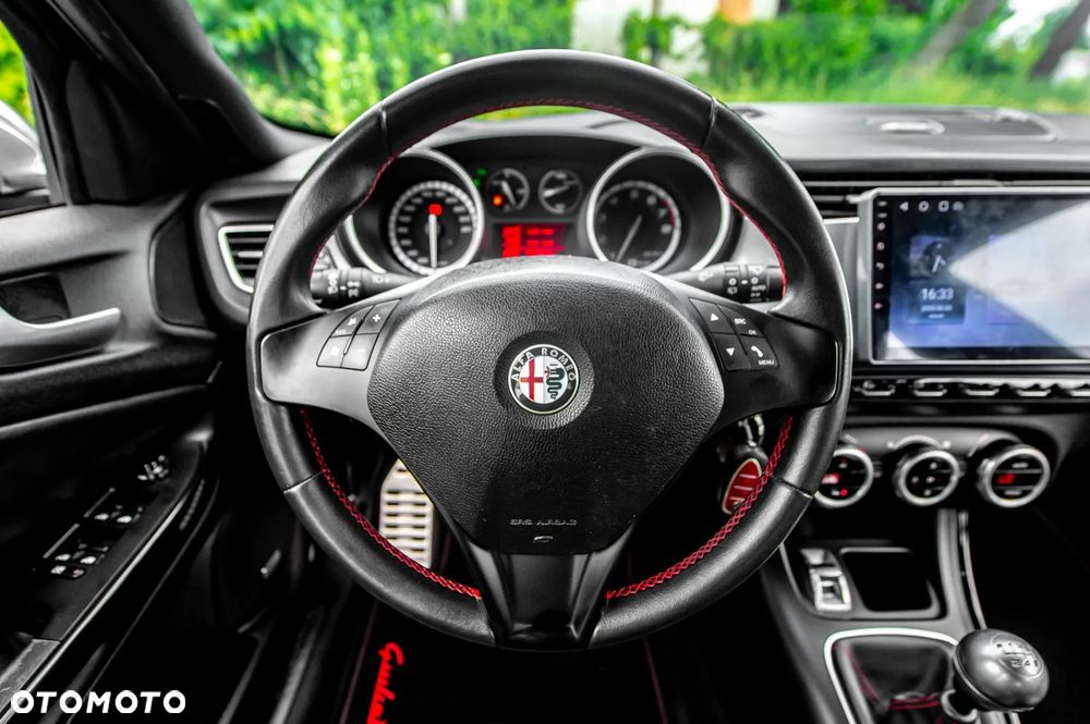 Alfa Romeo Giulietta 1.8 TBi 16V Quadrifoglio Verde - 15