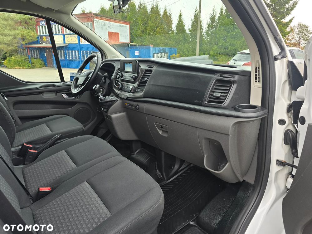 Ford Tourneo Custom 2.0 EcoBlue L2 Trend - 13