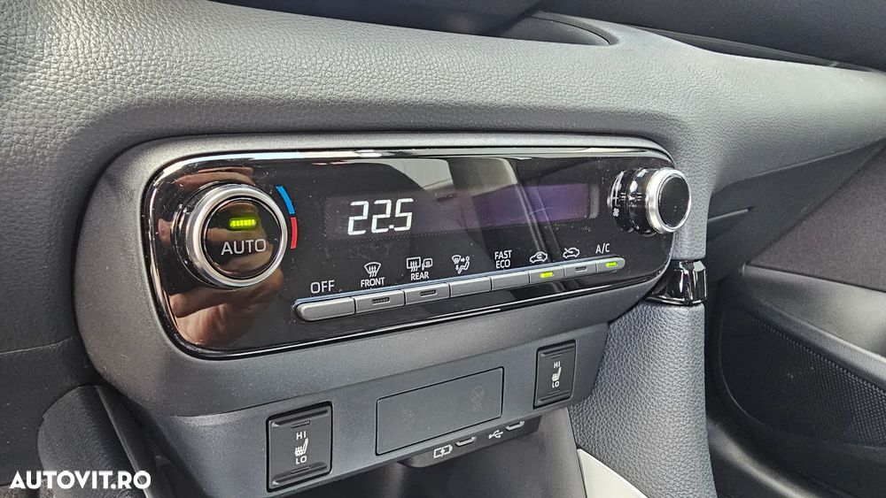 Mazda 2 - 13