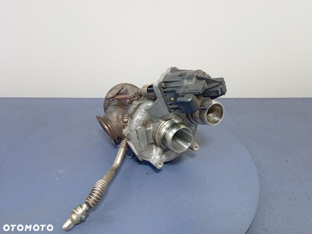 BMW 7 G11 G12 750i 4.4 V8 N63 TURBOSPRĘŻARKA 8600290 - 2