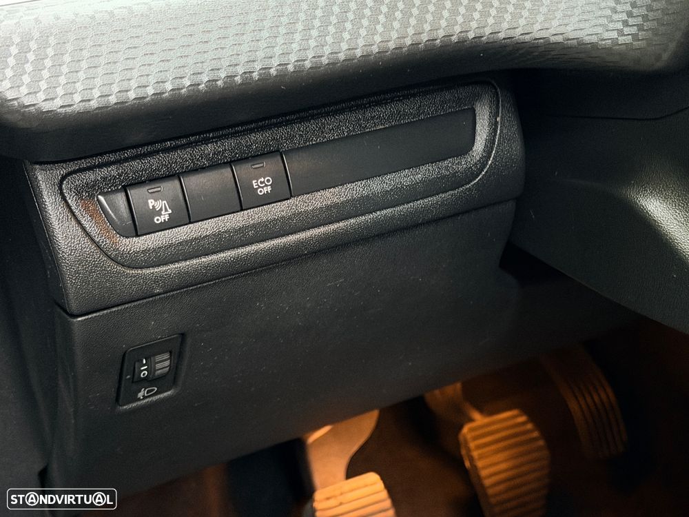 Peugeot 208 1.6 BlueHDi Allure - 16