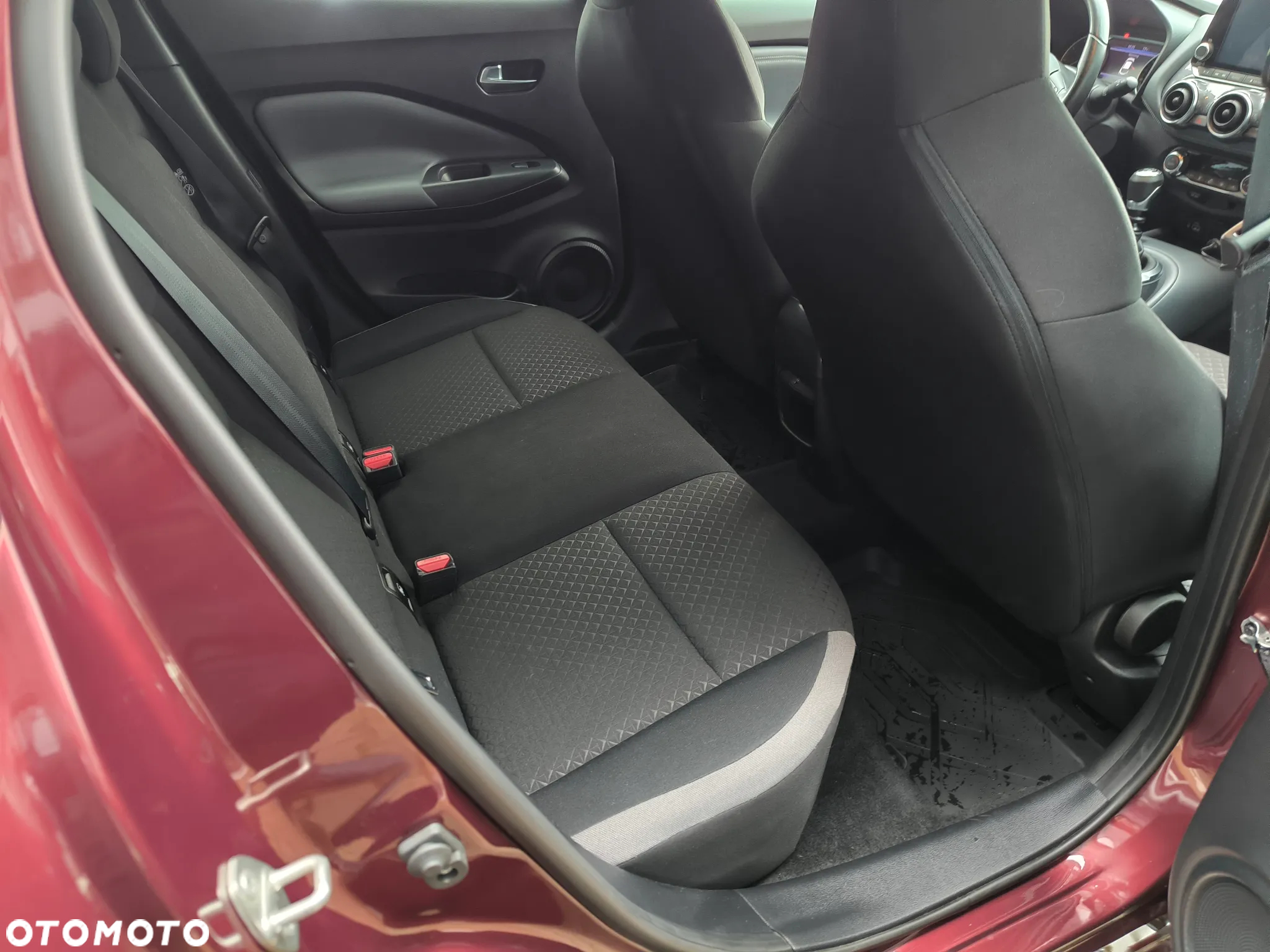 Nissan Juke 1.0 DIG-T N-Connecta - 9