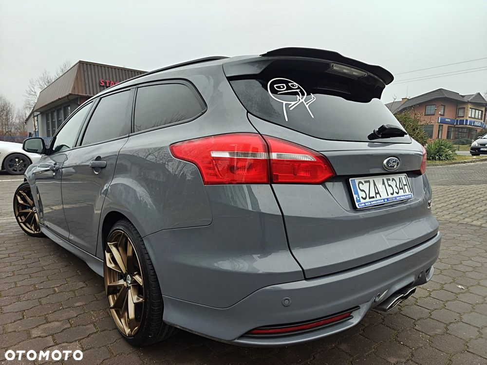 Ford Focus 2.0 TDCi ST - 4
