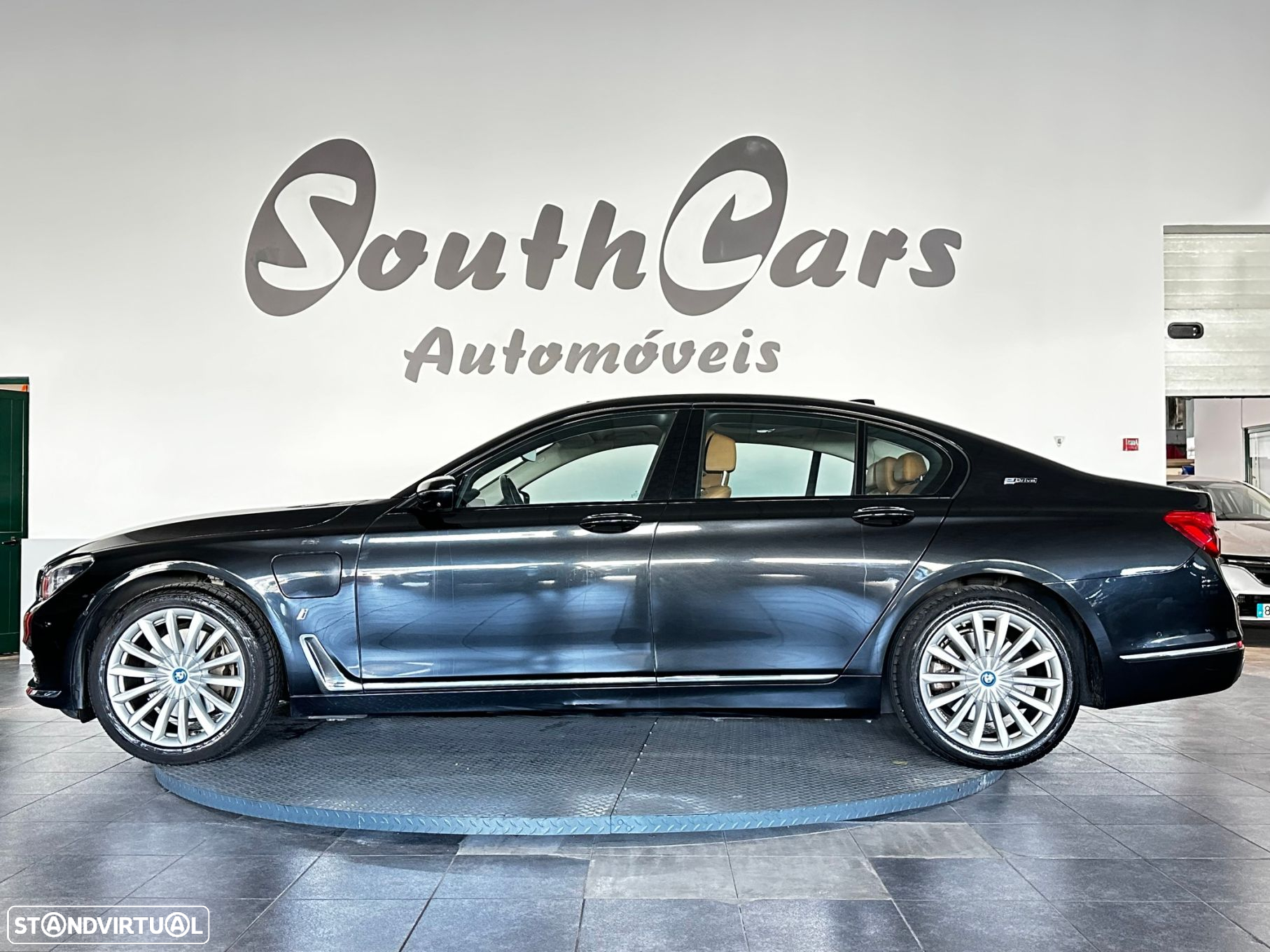 BMW 740 - 11