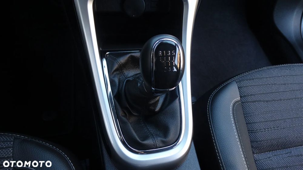 Opel Astra 1.4 Turbo Cosmo - 19