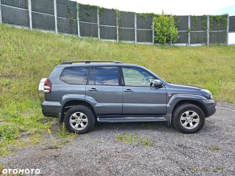 Toyota Land Cruiser LC 3.0 D-4D Luna - 4
