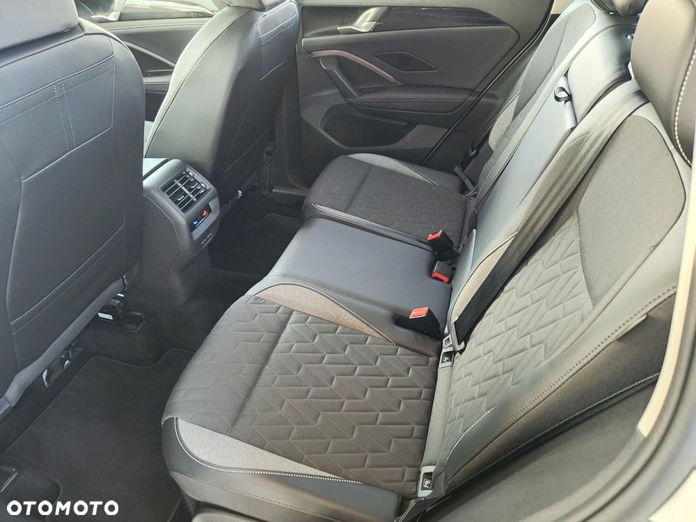 Volkswagen Tiguan - 15
