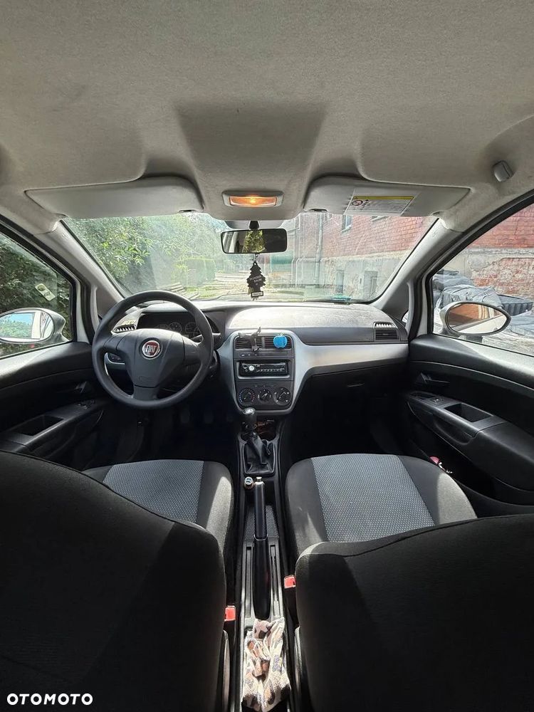 Fiat Grande Punto 1.2 8V Active - 4