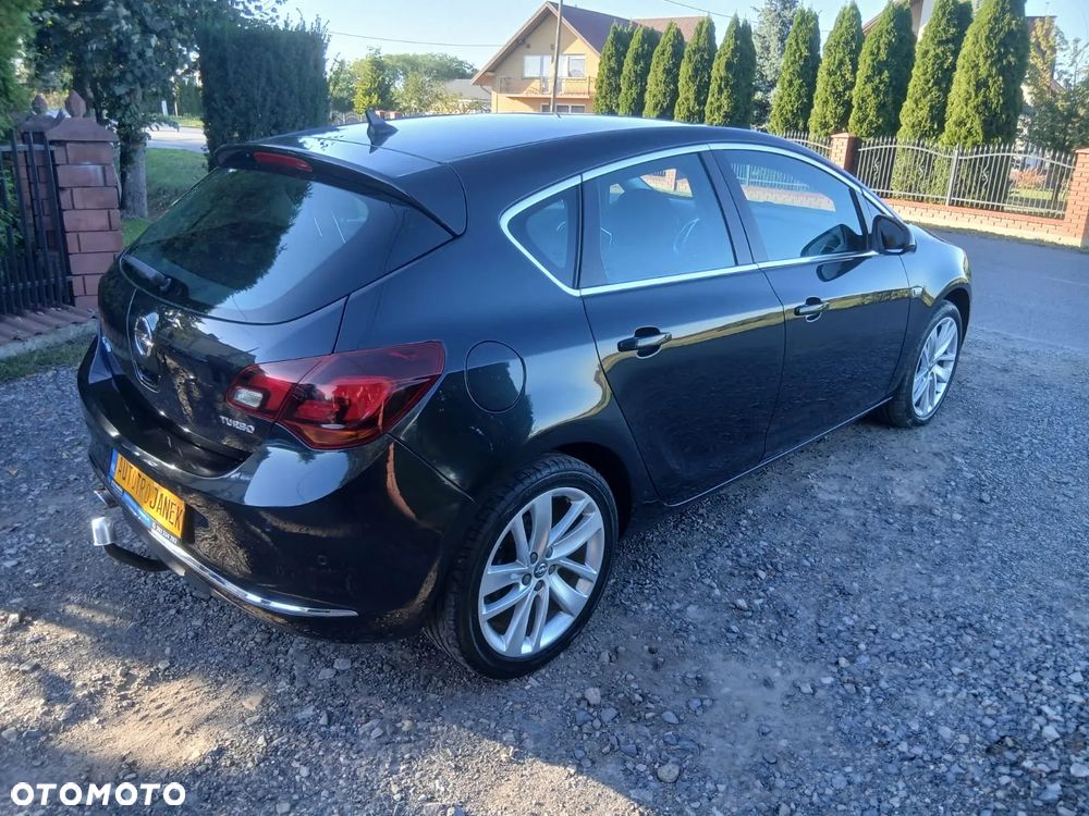 Opel Astra 1.4 Turbo Cosmo - 13