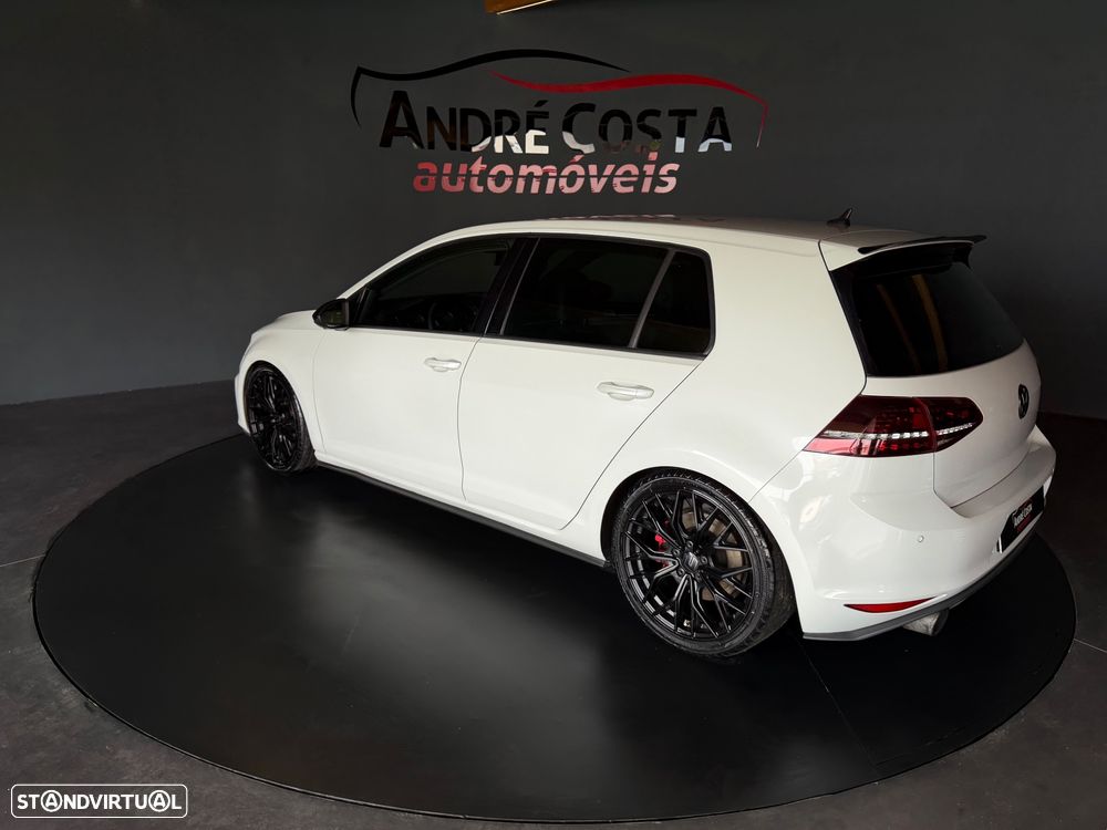 VW Golf 2.0 TSi GTi - 7