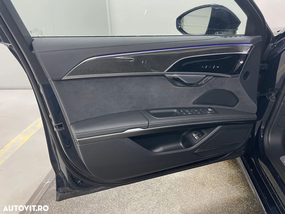 Audi A8 A8L 60 TFSI e quattro Tiptronic PHEV - 12