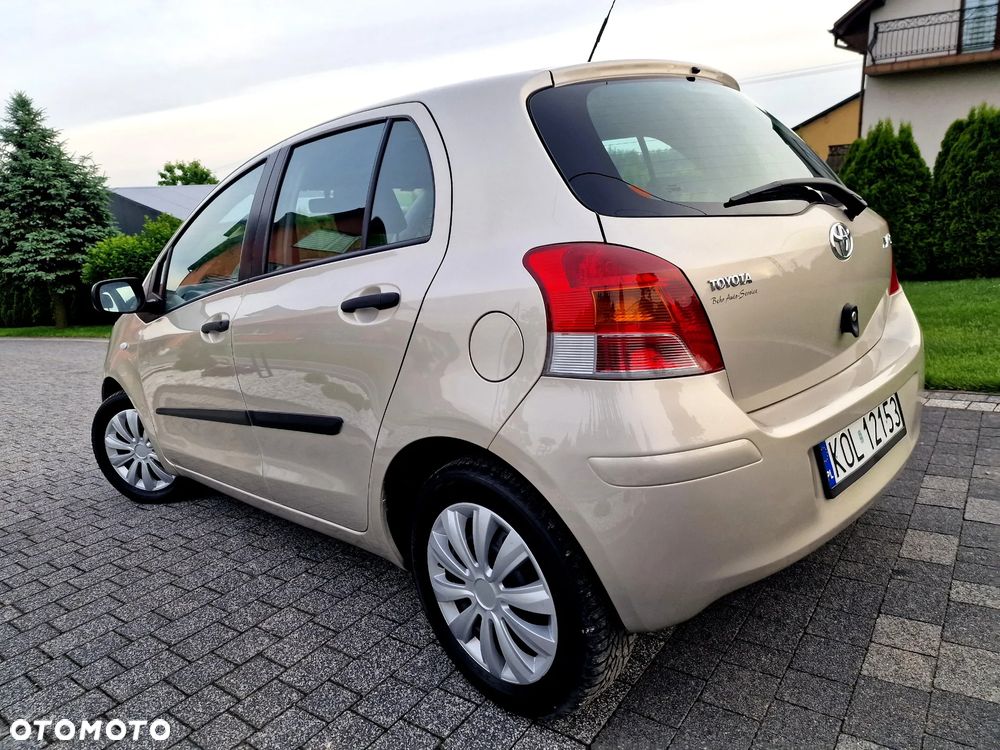 Toyota Yaris 1.33 Sol - 3