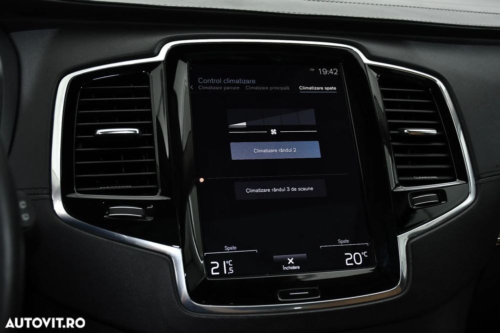 Volvo XC 90 T8 Twin Engine AWD Inscription - 32