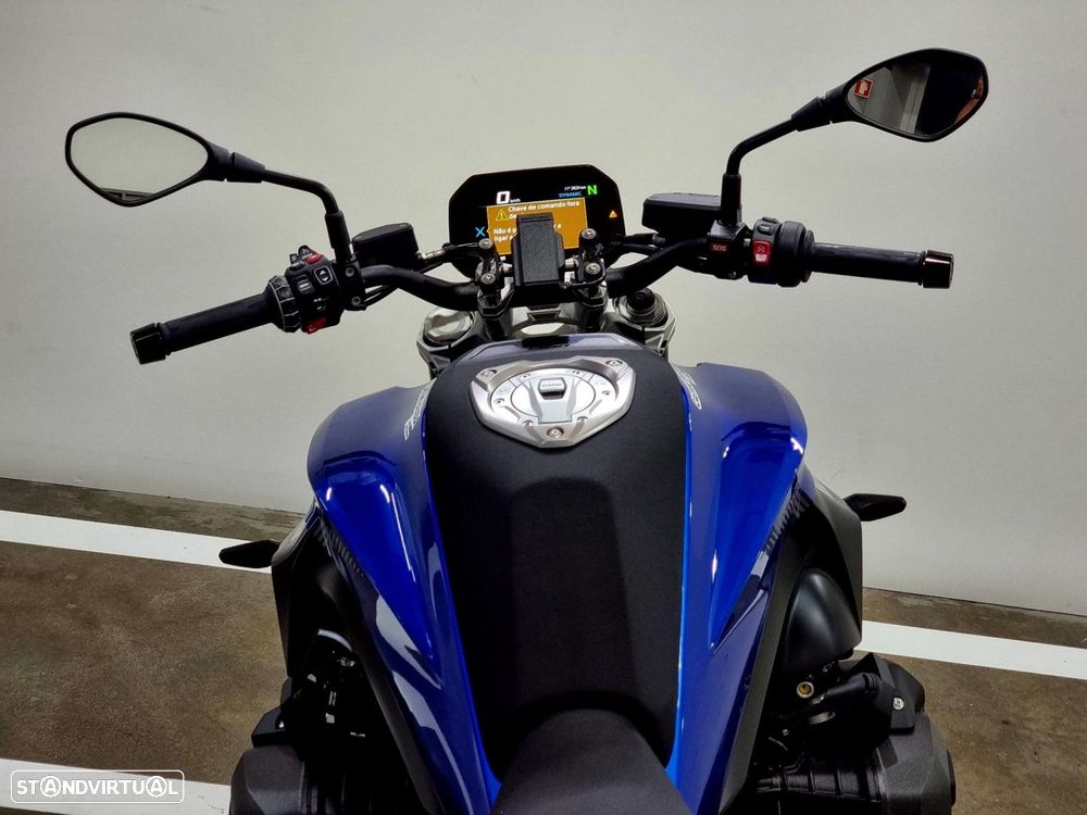 BMW R 1300 R 1300 R Racing Blue Met. - 9