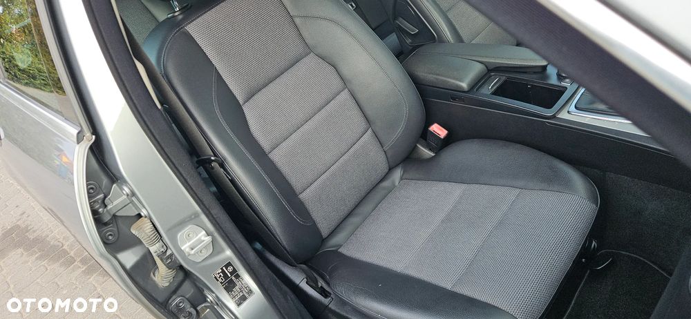 Mercedes-Benz Klasa C 180 Kompressor Automatik BlueEFFICIENCY Avantgarde - 30