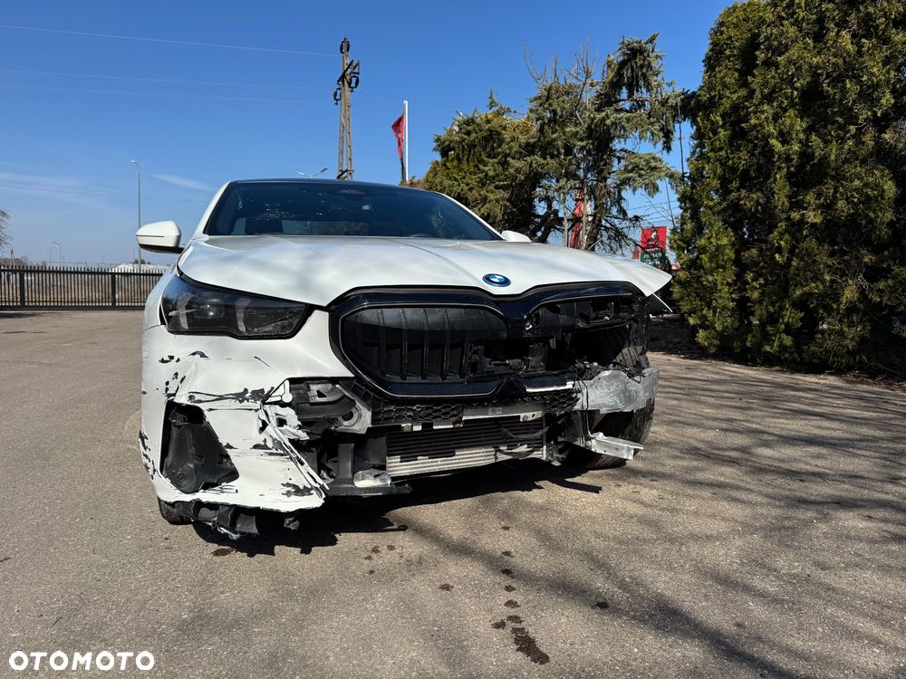BMW Seria 5 - 38