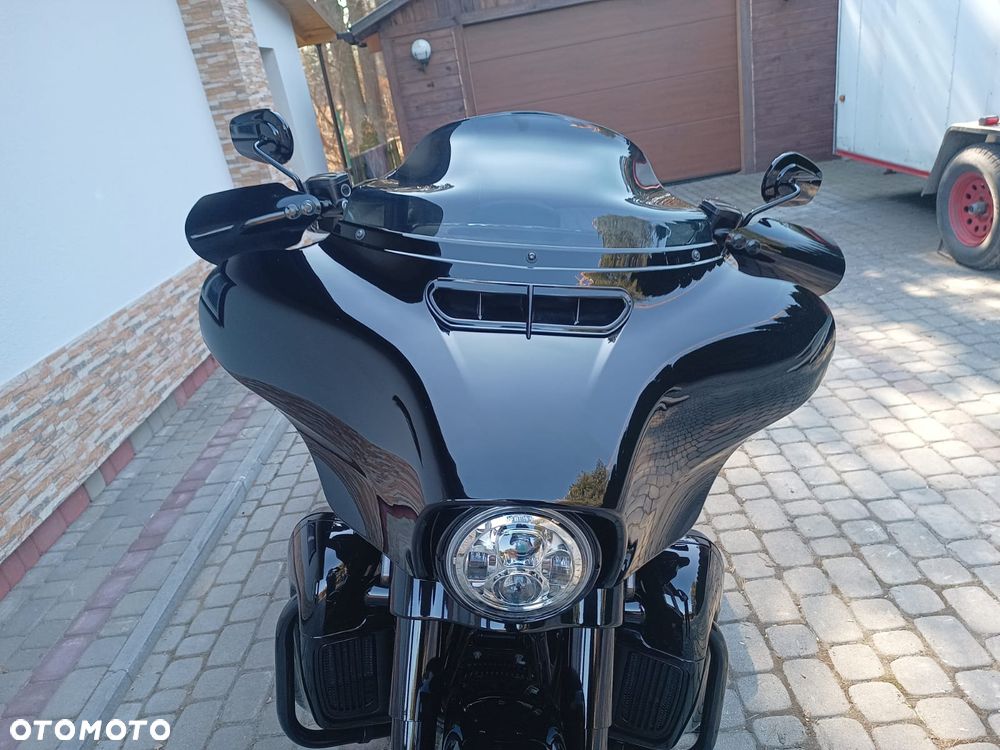 Harley-Davidson Touring Electra Glide - 17