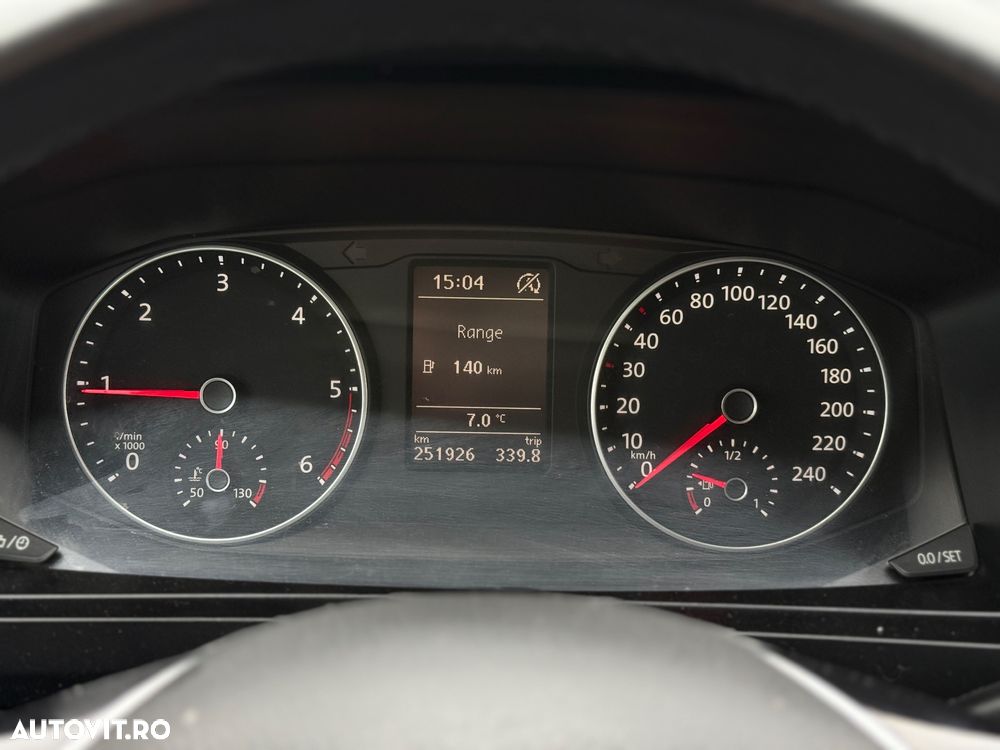 Volkswagen Transporter - 22