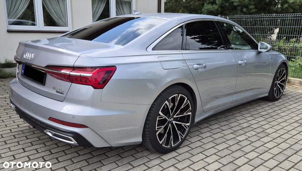 Audi A6 - 6
