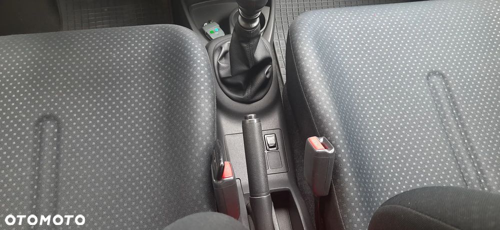 Toyota Yaris 1.33 Prestige - 7