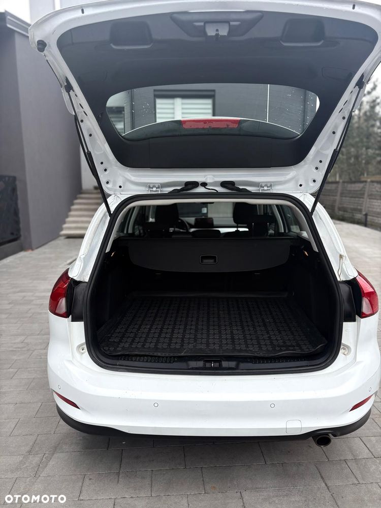 Ford Focus 1.0 EcoBoost Connected - 8