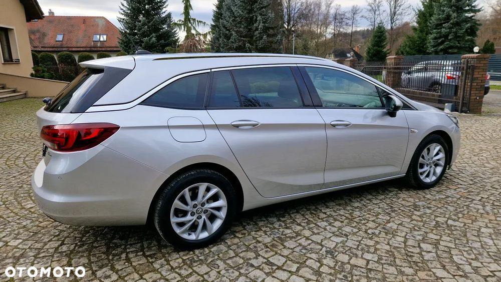 Opel Astra 1.6 BiTurbo D Start/Stop Innovation - 3