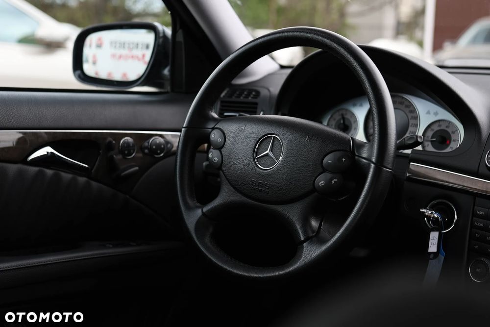 Mercedes-Benz Klasa E 350 4-Matic Avantgarde - 30