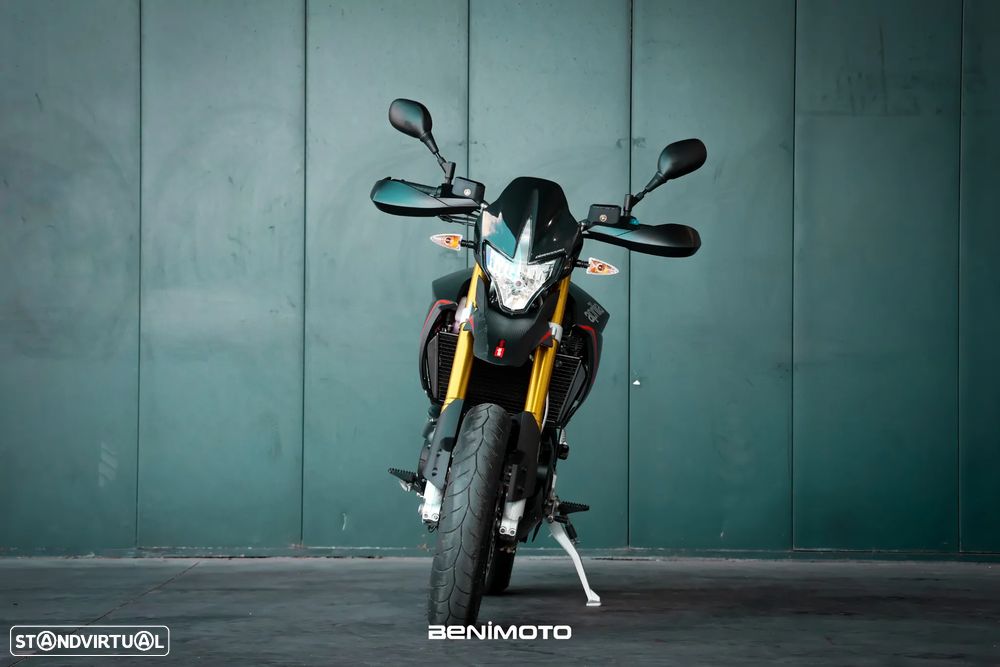 Aprilia Dorsoduro Factory 750 - 2