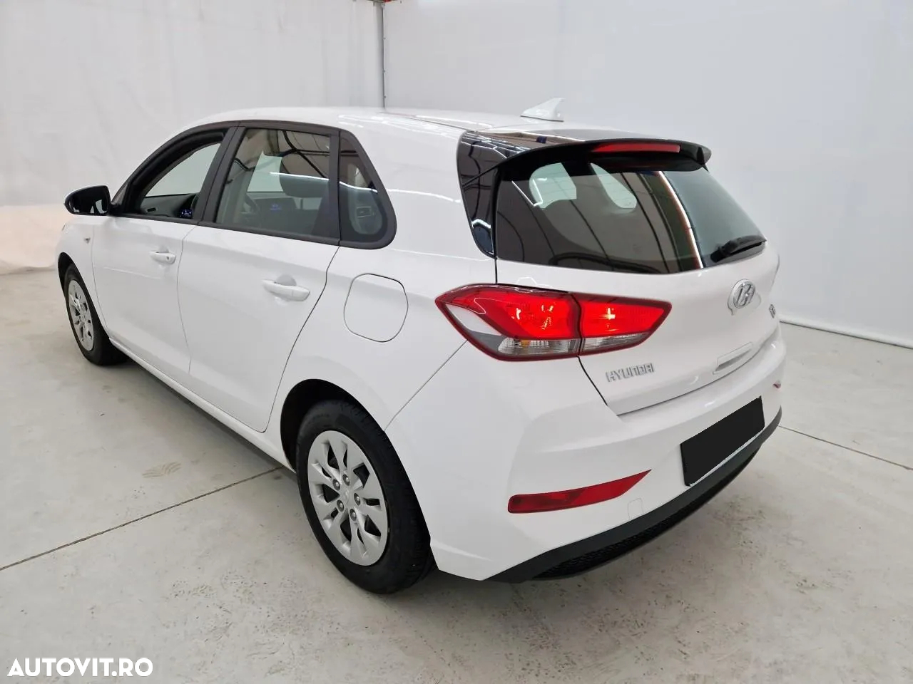 Hyundai i30 1.5 110CP 5DR M/T Comfort - 4