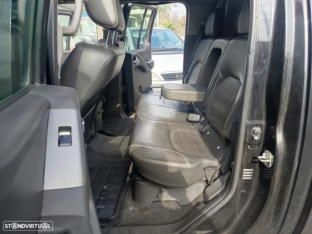 Nissan Navara 2.5 dCi CD LE Premium - 7
