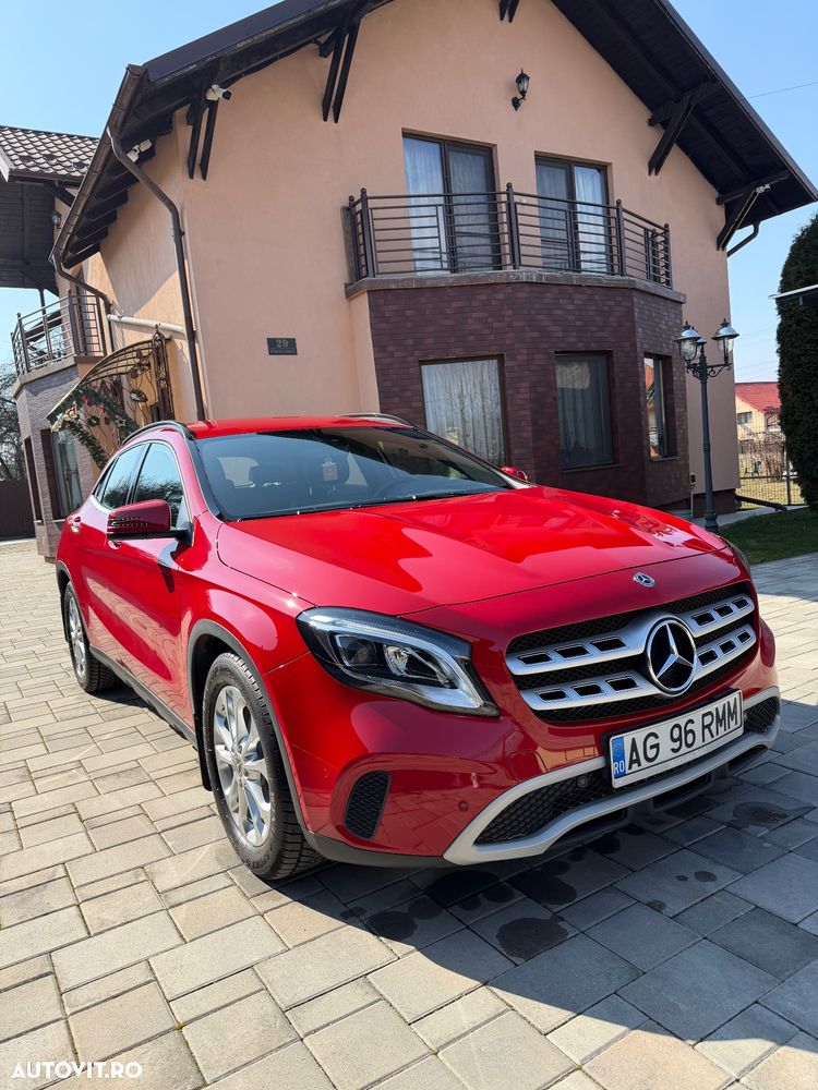 Mercedes-Benz GLA - 3