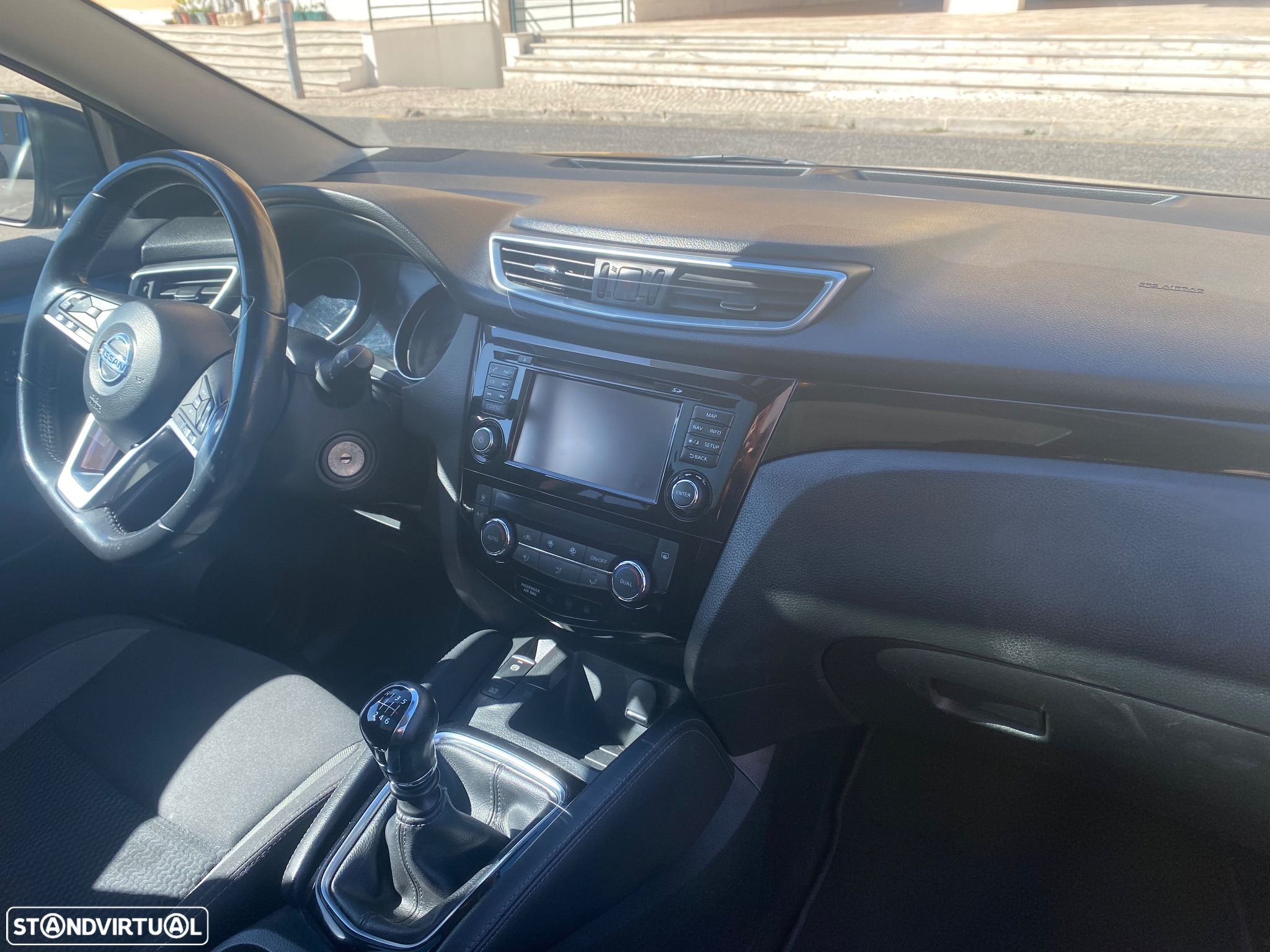 Nissan Qashqai 1.5 dCi N-Connecta Business - 15