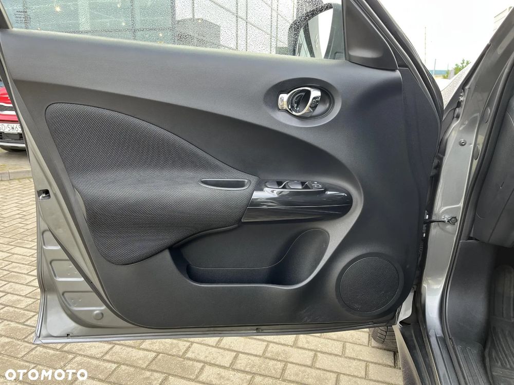 Nissan Juke 1.2 DIG-T N-Connecta EU6 - 10