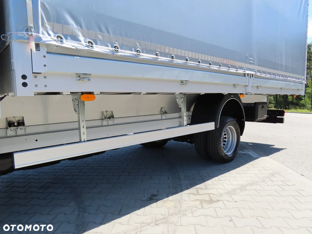 Mercedes-Benz Sprinter 517 CDI 170 KM Plandeka 12 E.Palet 5520 mm Dł. Skrzynia 2453 mm Szeroka TYLNE DRZWI KONTENEROWE Rozstaw Osi 4325 mm DMC 3500 Kg Ładowność 823 Kg WZMACNIANY Załadunek Wysokość Rampowa AMAZON Kabina Sypialniana SPOJKAR SPOJTRAK XL Nowy Nie Używany Gotowy Dostępny OKAZJA - 21