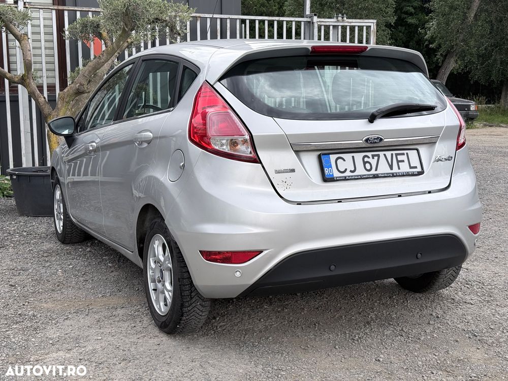 Ford Fiesta 1.6 TDCI DPF Titanium - 4