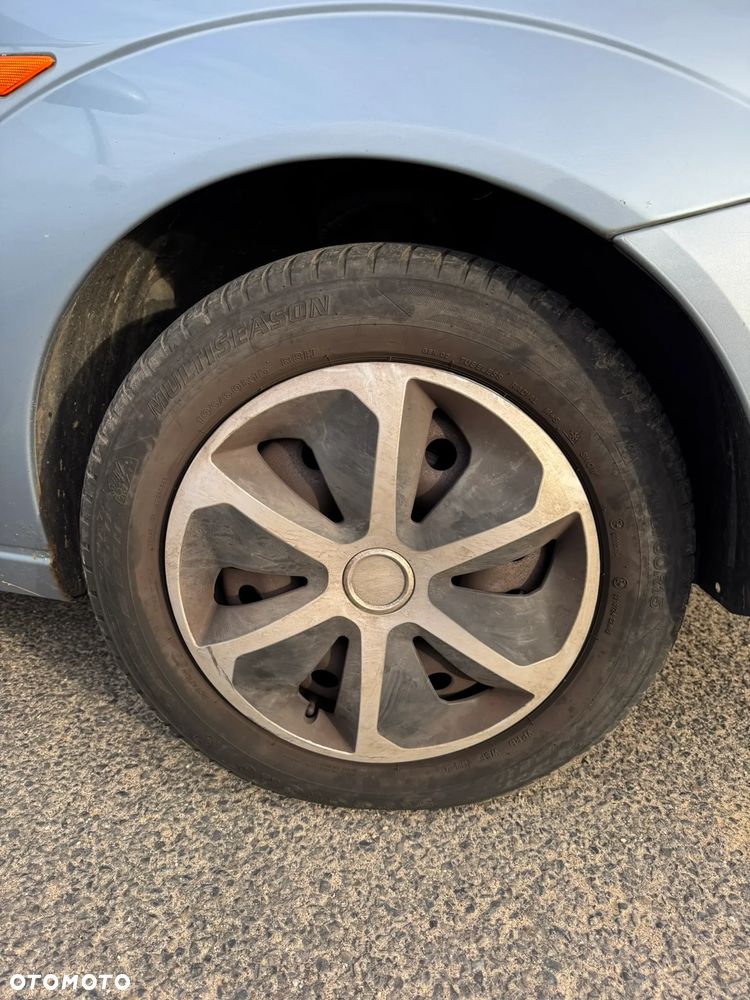 Ford Focus 1.8 Trend - 16